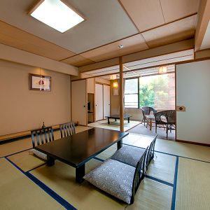 小松家八の坊のぺットと泊まれる部屋